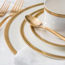 Dauphine 8" Accent Plate